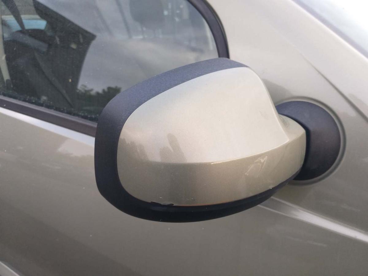 Dacia Sandero original Außenspiegel rechts elektrisch verstellbar Beige TEHNL Bj.2008